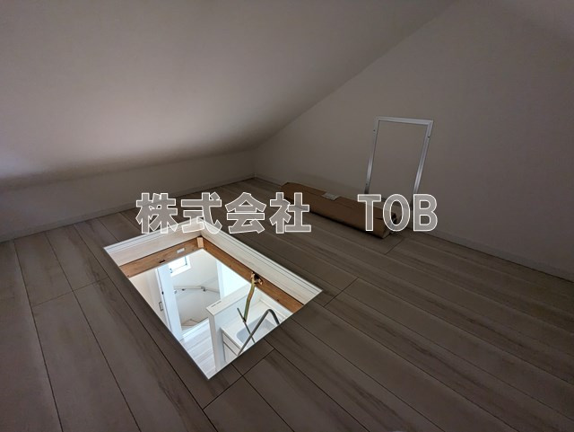 【設備】 | 調布ヶ丘二丁目貸家 | 屋根裏収納