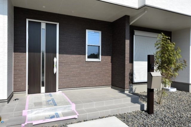 グローバルガーデン　岐阜市柳津町丸野5丁目　全4区画分譲の玄関