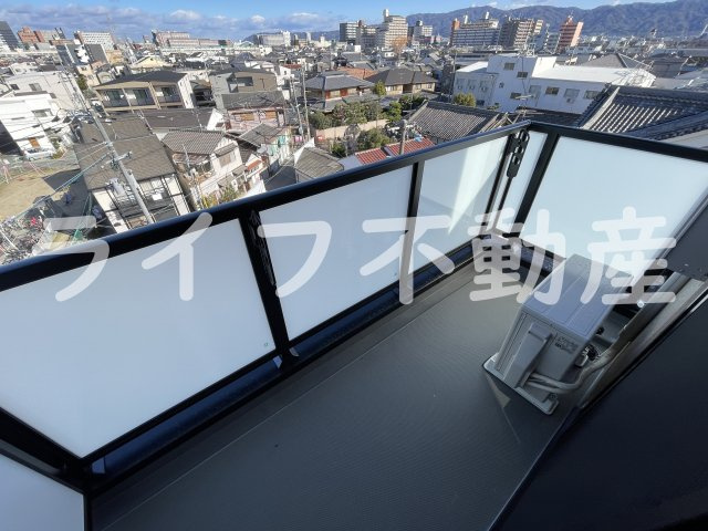 CASA MITOのバルコニー|お洗濯にも便利なバルコニー付き