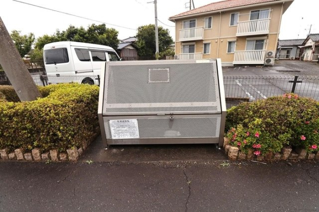 プラムロードⅡのその他共用部分|ゴミストッカー