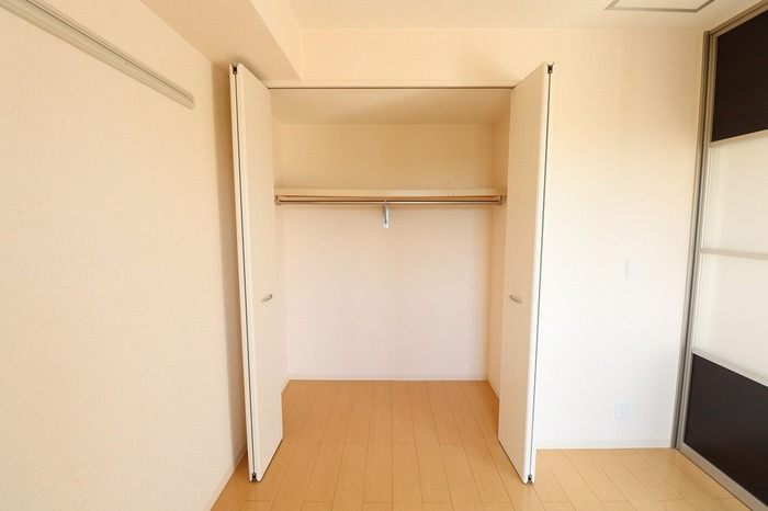 プラムロードⅡの収納|クローゼット