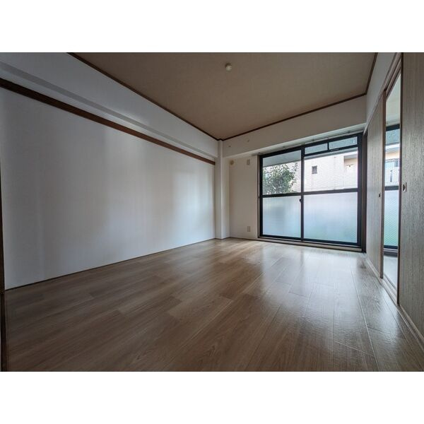 サンライズ・タケソウの居間・リビング