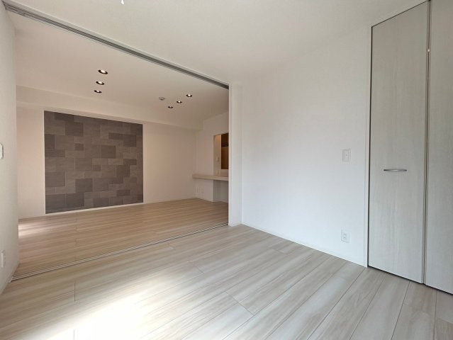 リアン朝霧の居間・リビング