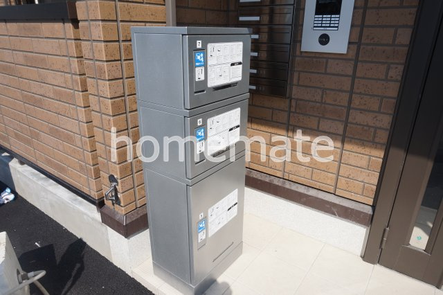 熊本市東区戸島２丁目のアパートのエントランス