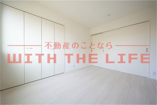 グラン・ブルー【キャッシュバック対象物件】の洋室|コンパクトで使いやすい洋室です