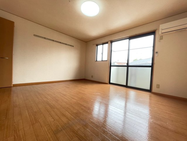 パークサイドヒロツグB棟の寝室