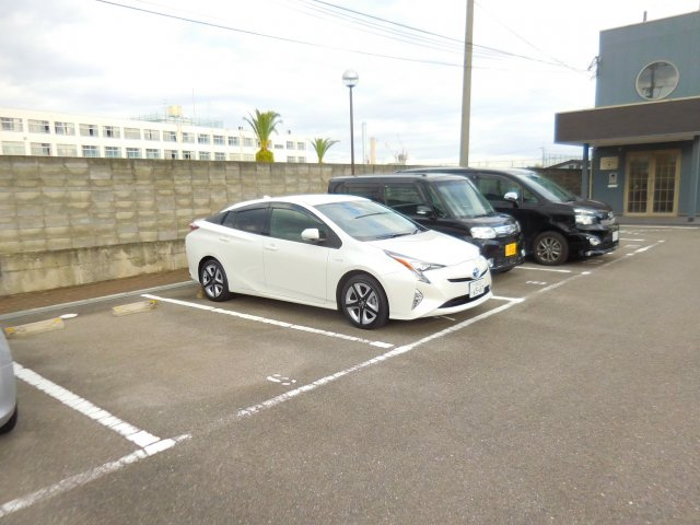 【駐車場】 | レクエルド藤