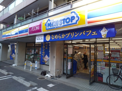 コンビニ