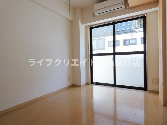 【居間・リビング】 | ビラ・エトワール