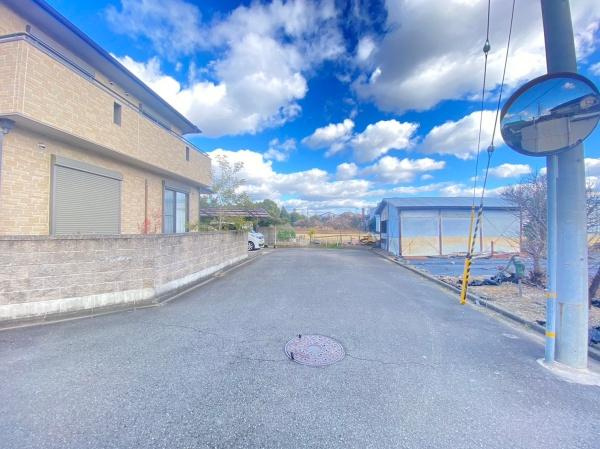 和歌山市坂田　土地の前面道路含む現地写真