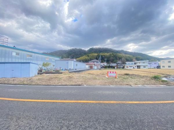 海南市且来土地の外観