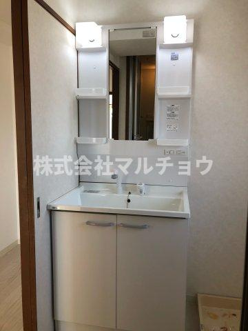 ウィステリア紀伊田辺の洗面所|スペースが確保できる洗面所です