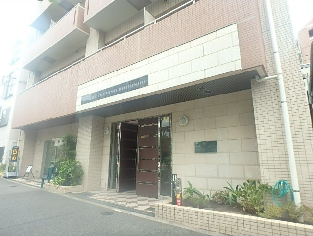 【エントランス】レジオス文京白山
