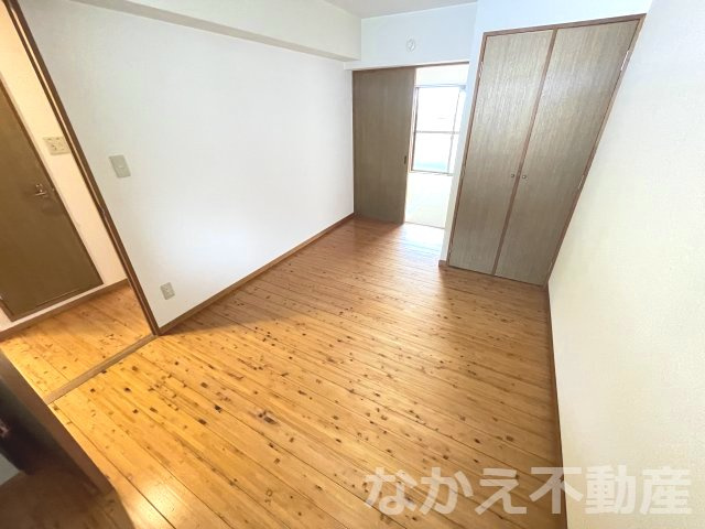 【寝室】 | 落ち着いて過ごせるお部屋なので、寝室にいかがでしょうか