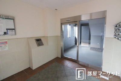 【エントランス】 | アンプルール　フェール　Ｍ’ｓ　Ⅰ