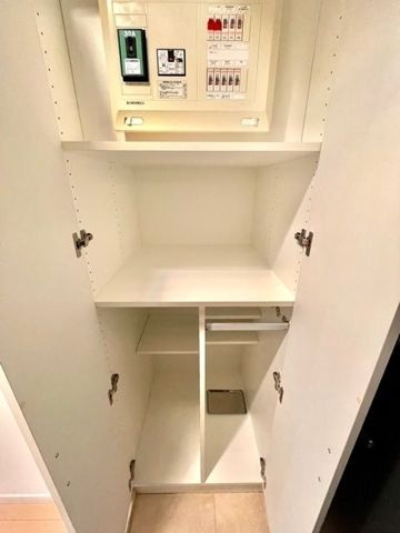 【収納】レジディア四谷三丁目