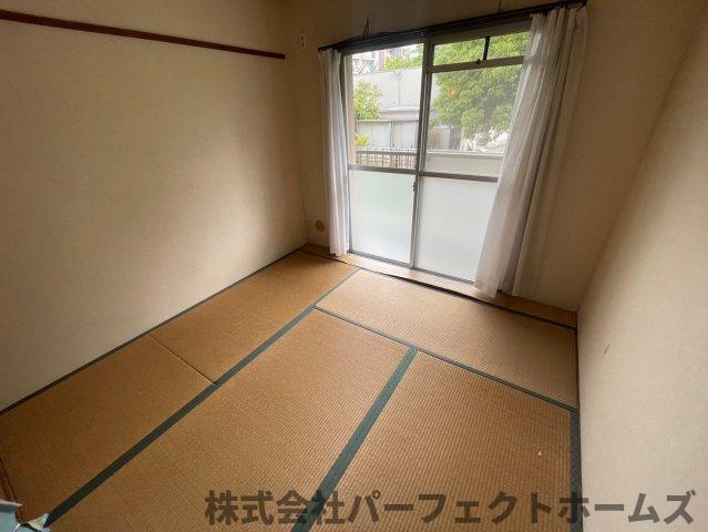 釈尊寺第一住宅12号棟の和室|い草の香りが落ち着く素敵な和室です