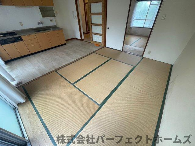 釈尊寺第一住宅12号棟の和室|和室ならではの温かな和の空間で寛ぎの時間を過ごせます