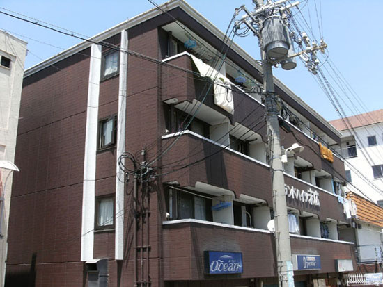 グランドハイツ末広の外観|外観もきれいです