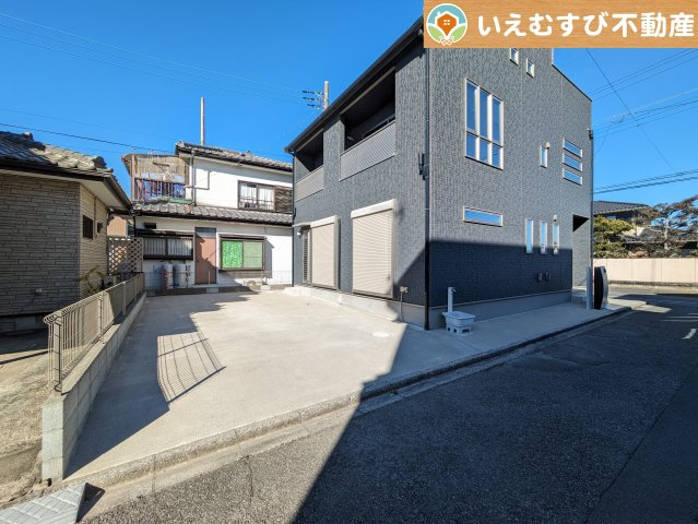 行田市小見　中古戸建の外観