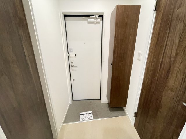 AJおおたかの森の玄関|同管理会社の別物件参考写真です