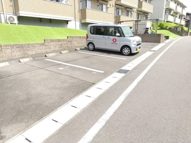 グランドールふじが丘　Ｂ　　刈谷市近郊の賃貸ならクラスホーム刈谷店の駐車場