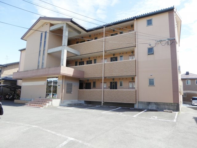 ロックフィールド萩の外観