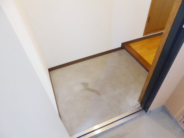 ロックフィールド萩の玄関