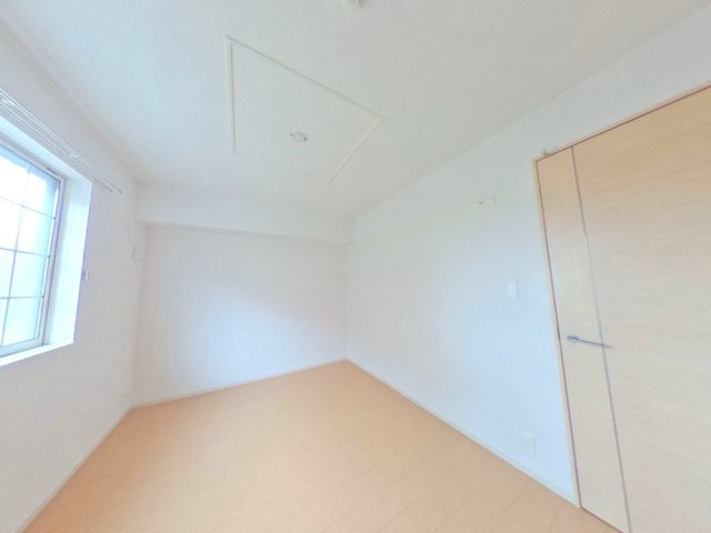 ブルースカイ幸和の内装