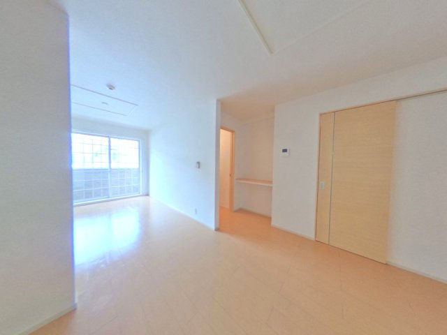 ブルースカイ幸和の居間・リビング