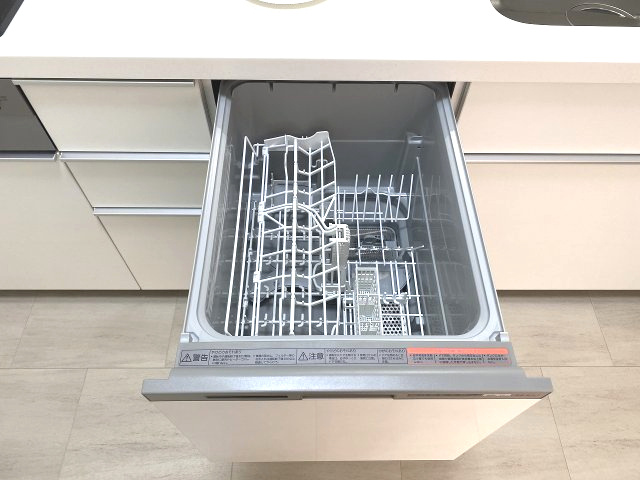 グローリアス東刈谷弐番館のキッチン|食器洗浄乾燥機は高温洗浄により、手洗いよりも高い洗浄力と除菌効果が期待できます！