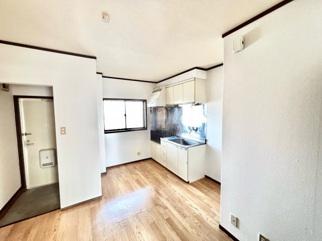 フォンテーヌAの居間・リビング|※別部屋参考写真