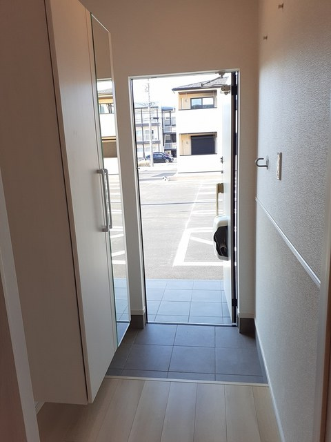 ブローテBの玄関