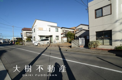 【前面道路含む現地写真】 | 海老名市東柏ケ谷4丁目　売地　全１区画　【仲介手数料無料】