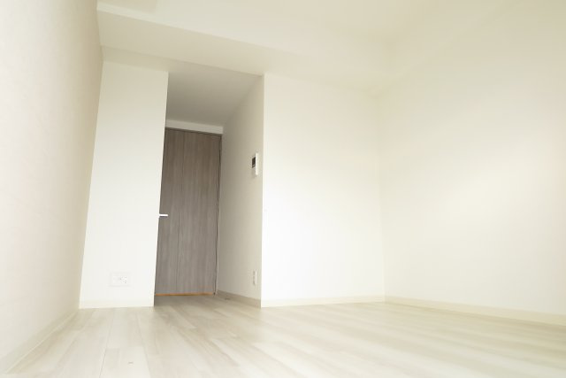 RaysProduct西住之江adamUの洋室|使い勝手のいい洋室です