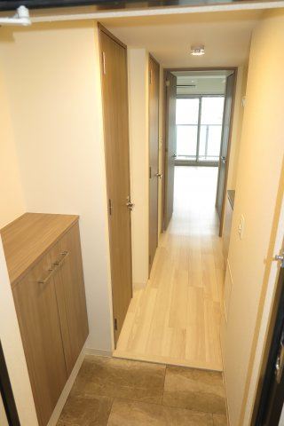 RaysProduct西住之江adamUの内装|明るい色調の室内です