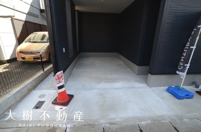 【駐車場】 | 海老名市上今泉1丁目  新築戸建て　全１棟　【仲介手数料無料】
