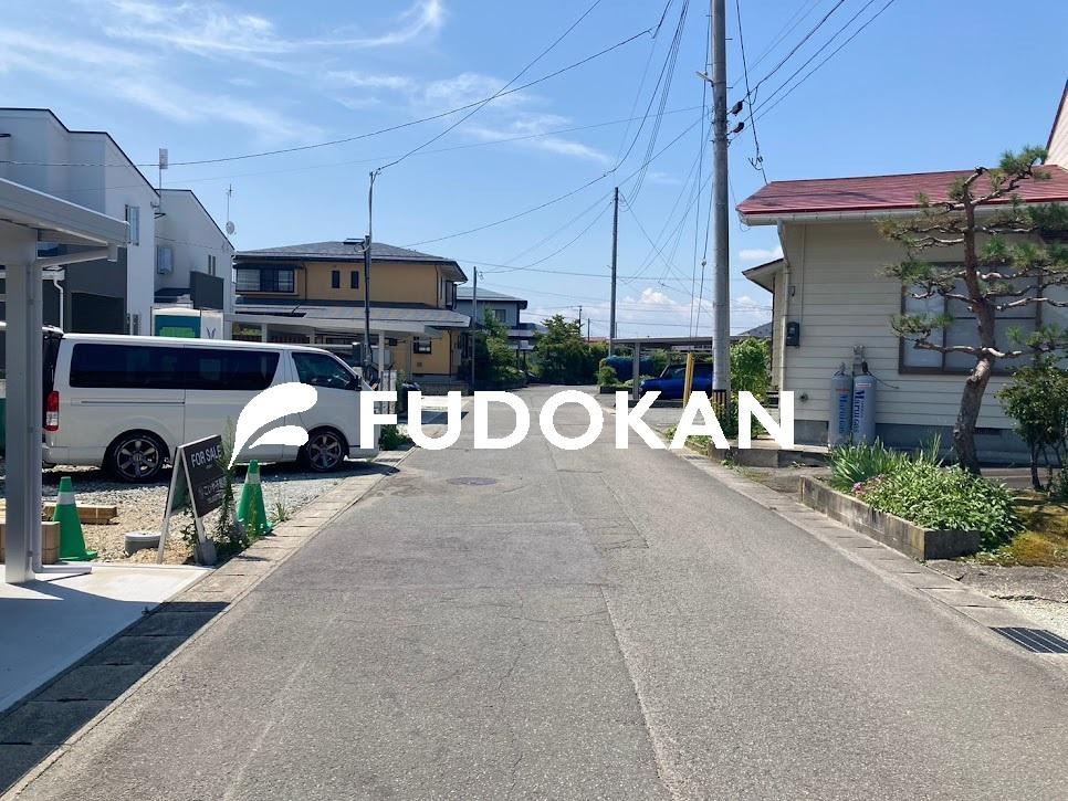 河北町谷地所岡建売住宅の前面道路含む現地写真|前面道路になります。