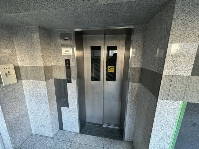 ダイアパレス西公園のその他共用部分|エレベーター