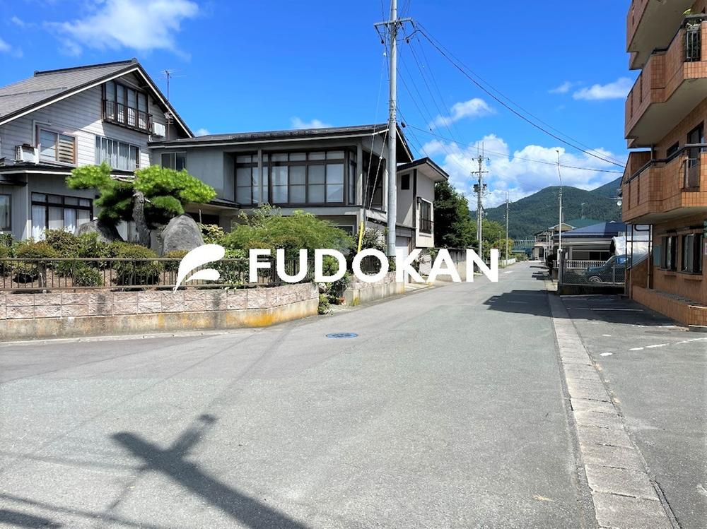 東根市中央建売住宅の前面道路含む現地写真|前面道路