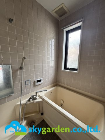 小田原市酒匂４丁目　中古戸建の浴室