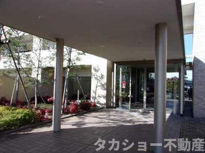 【エントランス】 | ザ・ガーデンアイル | 毎日通るエントランスはこのようになっています