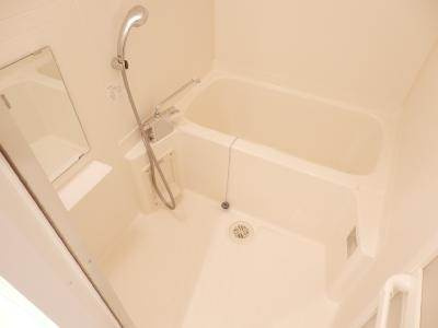 HF四条河原町レジデンスの浴室