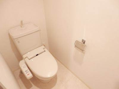 HF四条河原町レジデンスのトイレ|ウォシュレット