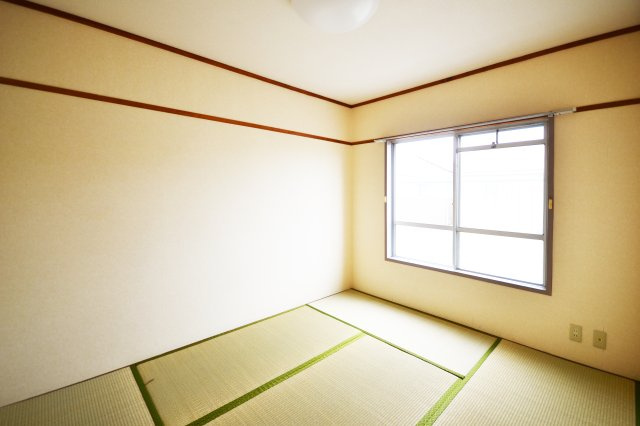 イータウン矢三Ⅰの和室