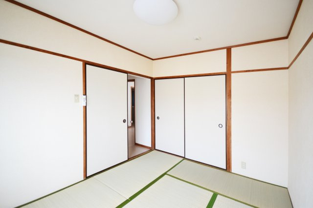 イータウン矢三Ⅰの和室