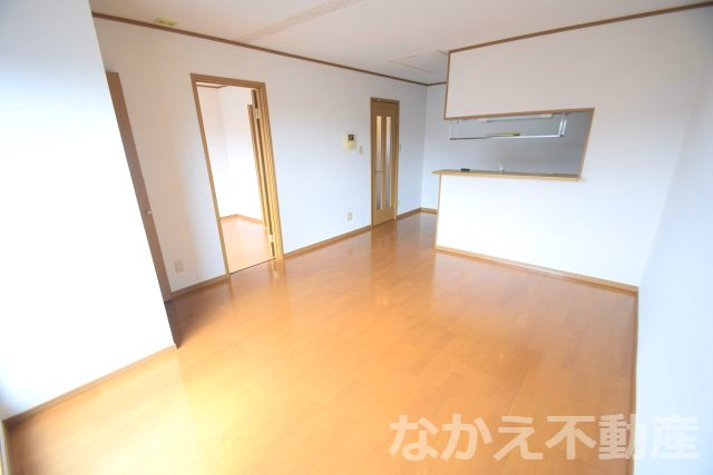 【居間・リビング】 | 使いやすい居間です