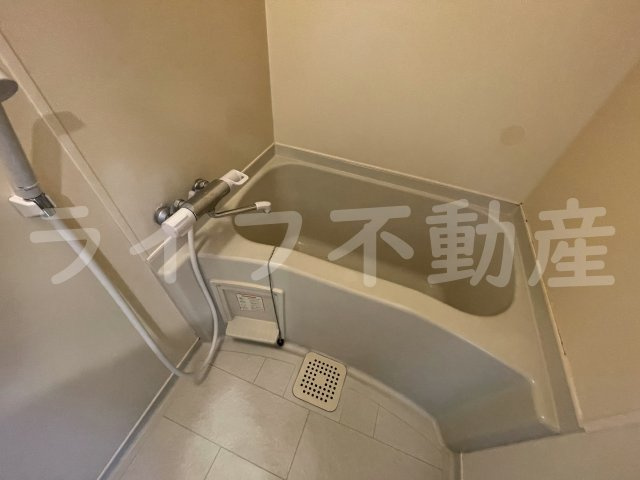 スカイハイツの浴室|日々の疲れを癒すお風呂付です