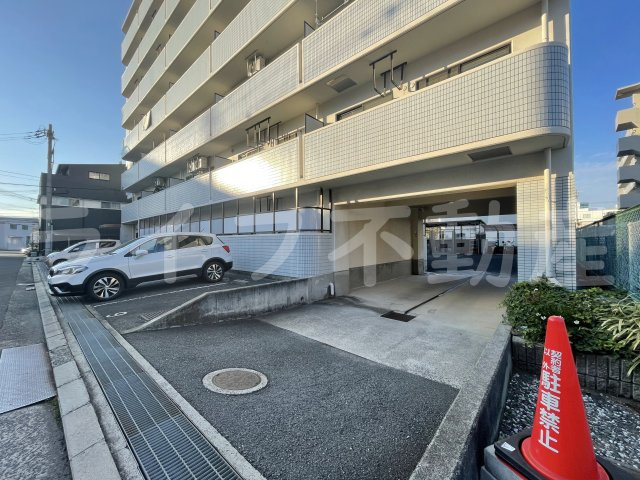 スカイハイツの駐車場|駐車場があります