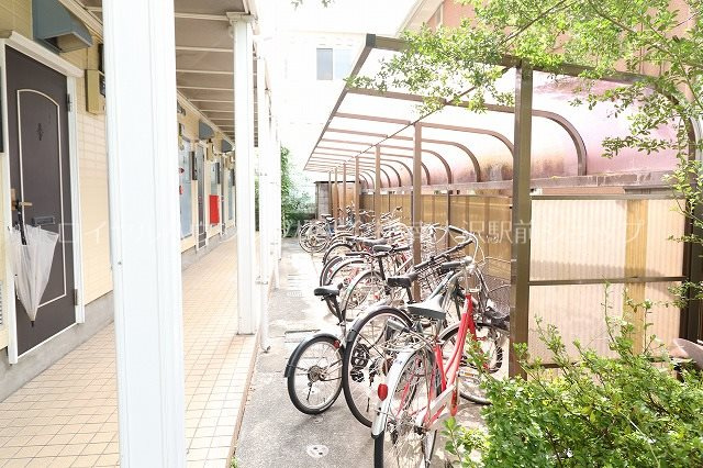 屋根付き駐輪場